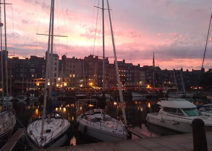 شقة Cote Lavoir A Honfleur, Parking Prive, Ascenseur *